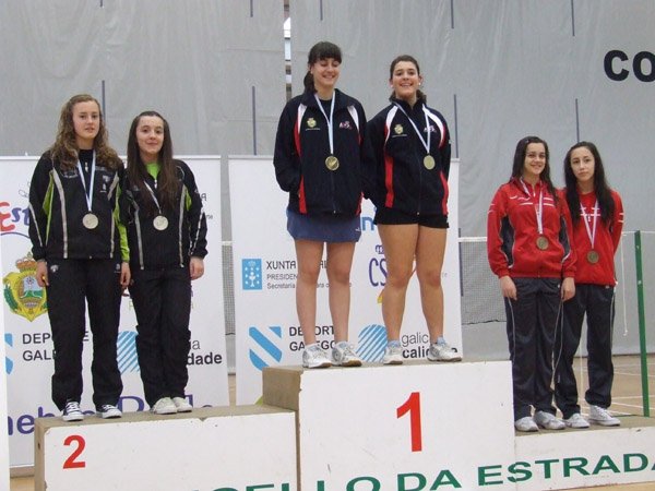 Podio dobres feminino no campionato galego sub-17. A Estrada. 30.04.11. 